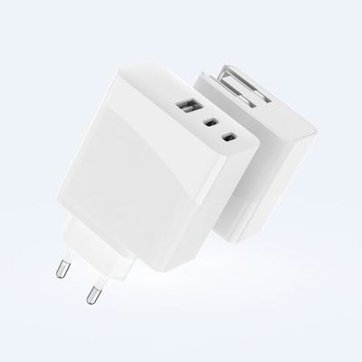 Anti Fire FCC DOE VI Triple Port 65W GaN Charger